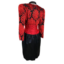 Load image into Gallery viewer, VTG 80s Diane Dickinson Saks Fifth Avenue Eyelash Clip Spot Dress Red Black Medium

