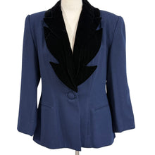 Load image into Gallery viewer, Vintage USA Navy Wool Blazer with Velvet Lapels Size Medium

