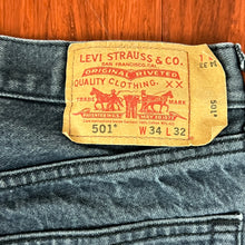 Load image into Gallery viewer, Levi&#39;s 501 Cut-Off Shorts Distressed Button Fly Size 32

