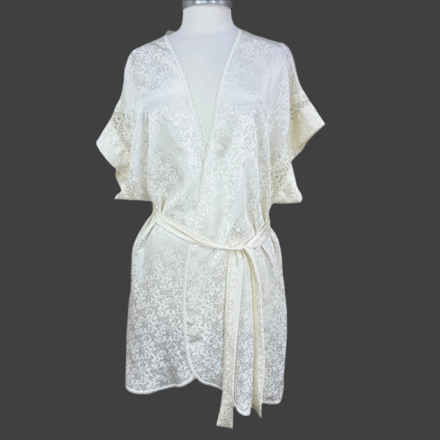 VTG Lucie Ann Satin & Lace Robe Size Medium USA