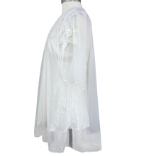 Load image into Gallery viewer, VTG White Lace Baby Doll Nighty Set Size Small
