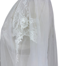 Load image into Gallery viewer, VTG White Lace Baby Doll Nighty Set Size Small

