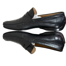 Load image into Gallery viewer, Magnanni Black Leather Loafers Size 9
