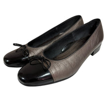 Load image into Gallery viewer, ARA Two Tone Cap Toe Ballet Flats Size 7.5
