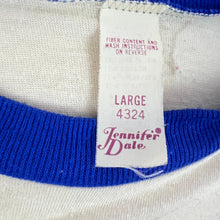 Load image into Gallery viewer, Vintage 80s Ringer Skiing Bears Shirt Size L

