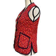 Load image into Gallery viewer, 1970s Bohemian Quilted Floral Vest
