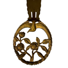 Load image into Gallery viewer, Antique Art Deco Fur Clip
