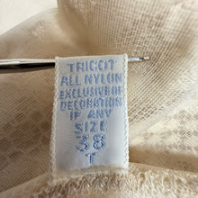 Load image into Gallery viewer, Vanity Fair USA Beige Lace Nylon Slip Dress Size 38
