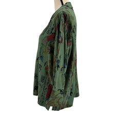 Load image into Gallery viewer, Tianello Oversized VTG Rayon Geisha Button Up Size XS
