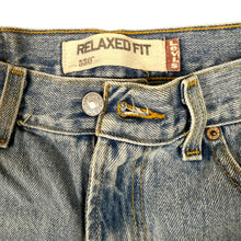 Load image into Gallery viewer, Vintage Levi’s 550 Relaxed Fit Jeans Size 27
