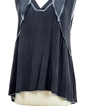 Load image into Gallery viewer, POL Relaxed Fit Patchwork Tank Top Size Small
