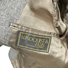 Load image into Gallery viewer, Lundouist and Ellis Vintage 70s Brown Pure Wool Tweed Sport Coat Blazer USA Size 44R
