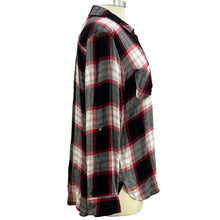 Load image into Gallery viewer, Rock and Republic Plaid Button Up Flannel Shirt Size Large
