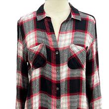 Load image into Gallery viewer, Rock and Republic Plaid Button Up Flannel Shirt Size Large
