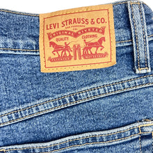 Load image into Gallery viewer, Levi High Waist Denim Roll Up Shorts Size 29
