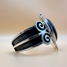 Load image into Gallery viewer, Vintage Sterling Silver Large Black Onyx Scroll Cuff Bracelet 57g
