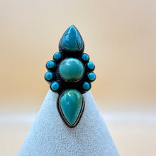 Load image into Gallery viewer, Vintage 1970s 1980s Southwestern  Native American Style Size 6.5 -7
