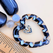 Load image into Gallery viewer, Vintage Y2K Glass Agate Beaded Heart Pendant Necklace
