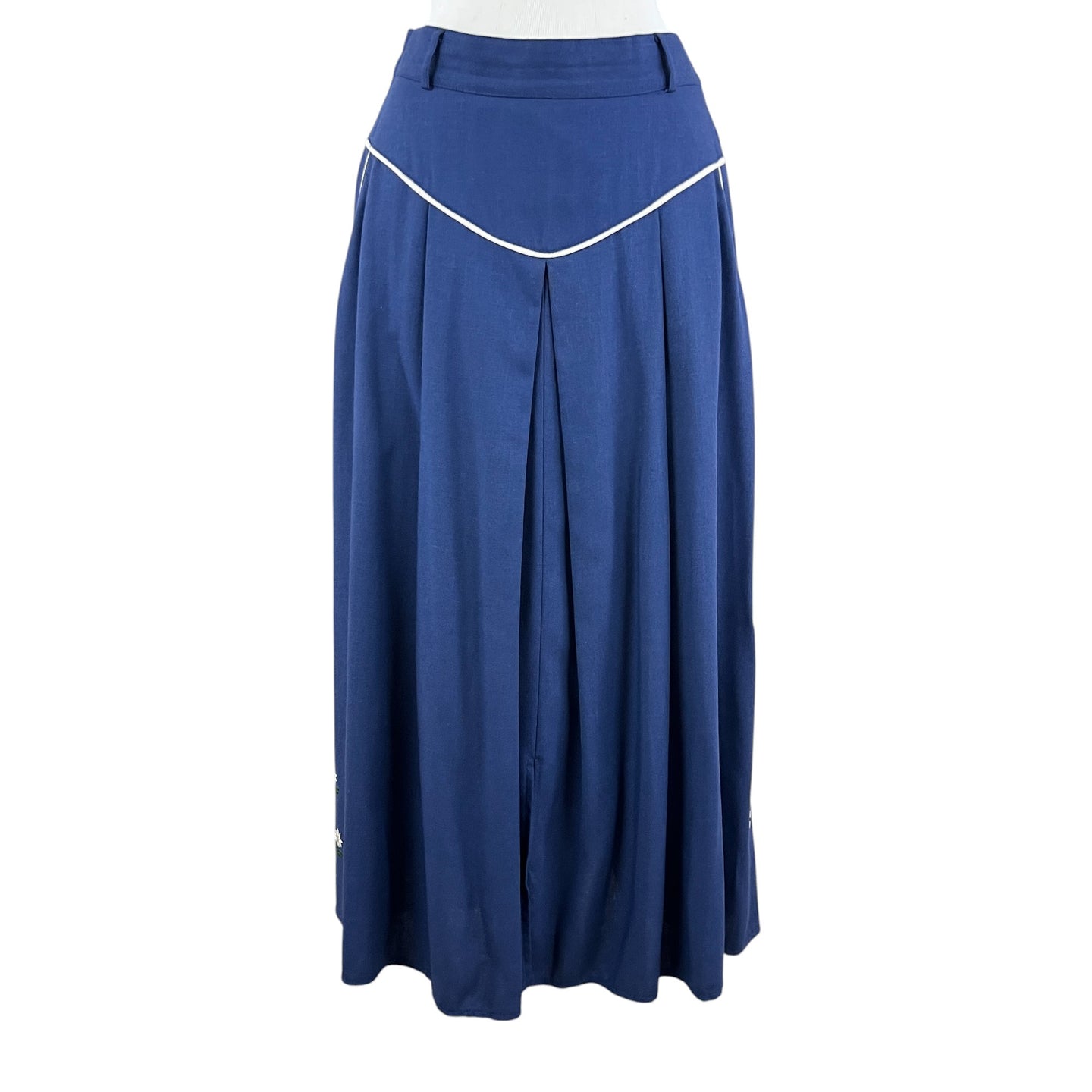Navy Blue Vintage Embroidered Long Skirt Size Medium