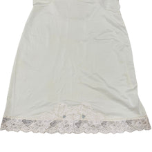 Load image into Gallery viewer, VTG 50s Lace Trim Ivory Slip Dress Blue Floral Embroidery Size Medium

