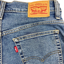 Load image into Gallery viewer, Levi High Waist Denim Roll Up Shorts Size 29
