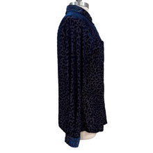 Load image into Gallery viewer, Semi Sheer Blue Animal Print Button Up Shirt Size Small
