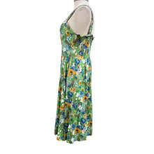 Load image into Gallery viewer, Vintage 1970s Floral Cotton Sundress with Built-In Bra ILGWU Medium

