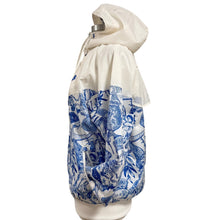Load image into Gallery viewer, Nike Windrunner Women’s Blue Toile Print Hooded Jacket Size Small Rare Limited Edition
