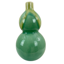 Load image into Gallery viewer, Vintage Drip Glaze Gourd Sake Server Made in Japan
