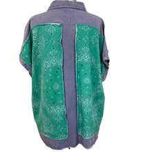 Load image into Gallery viewer, Oli &amp; Hali Denim Bandana Relaxed Fit Button Up Shirt Size Large
