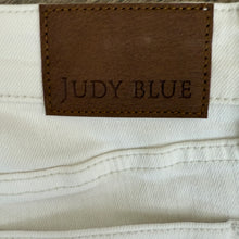 Load image into Gallery viewer, Judy Blue White Relaxed Fit High Rise Jeans Size 11/30
