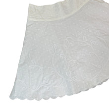 Load image into Gallery viewer, White 100% Cotton A-line Eyelet Skirt Size 14
