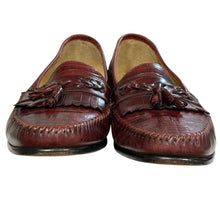 Load image into Gallery viewer, Vintage Croc Embossed Leather Tassel Loafers 14D
