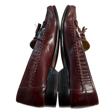 Load image into Gallery viewer, Vintage Croc Embossed Leather Tassel Loafers 14D
