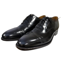 Load image into Gallery viewer, Johnston &amp; Murphy Handcrafted Black Leather Cap Toe Oxfords Size 10
