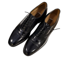 Load image into Gallery viewer, Johnston &amp; Murphy Handcrafted Black Leather Cap Toe Oxfords Size 10
