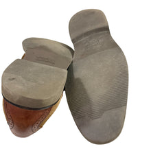 Load image into Gallery viewer, Johnston &amp; Murphy Sheepskin Saddle Oxford Shoes Size 9M

