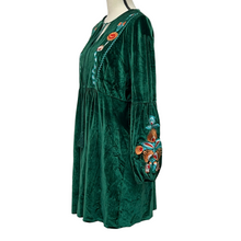 Load image into Gallery viewer, Embroidered Peasant Dress 3XL
