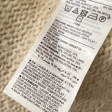 Load image into Gallery viewer, Old Navy Crew Neck Fair Isle Knit Sweater Size Medium
